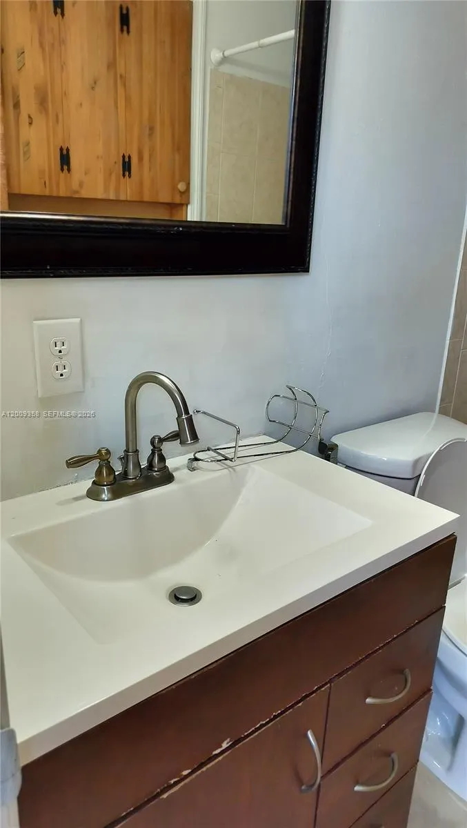 3057 Lake June Blvd.` Lake Placid, FL 33852