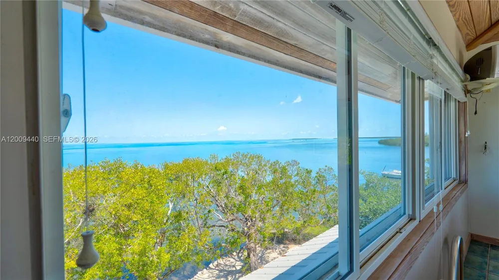 1101 Mastic Street Islamorada, FL 33036