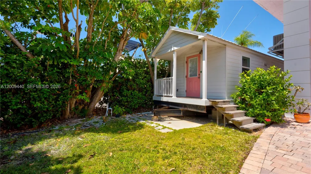1101 Mastic Street Islamorada, FL 33036