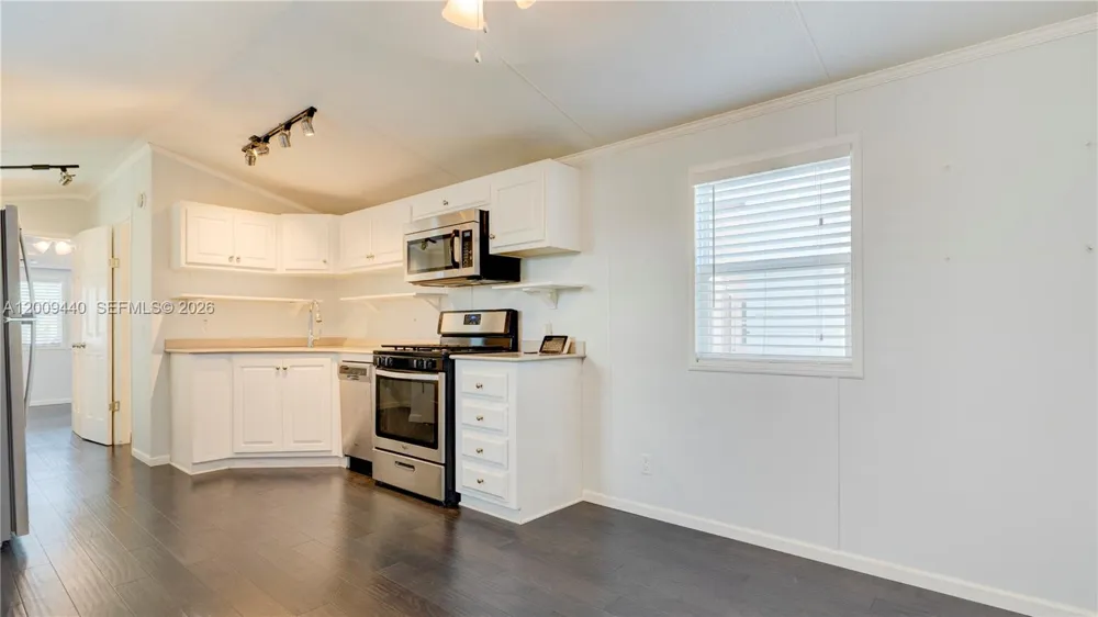 1101 Mastic Street Islamorada, FL 33036