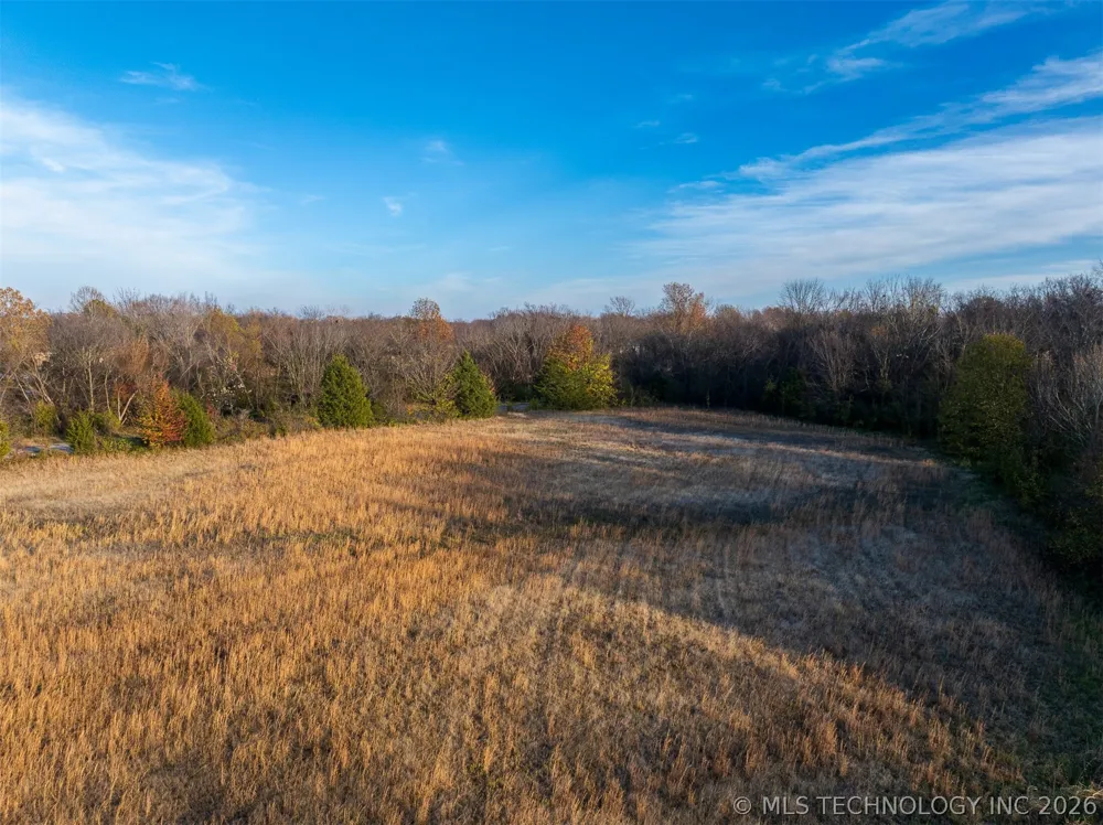 8 Pierce Avenue Wagoner, OK 74467