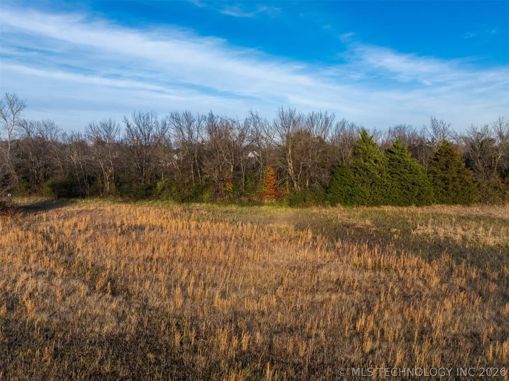 8 Pierce Avenue Wagoner, OK 74467