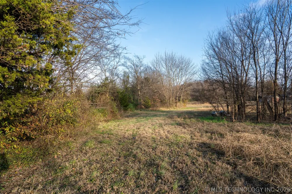 8 Pierce Avenue Wagoner, OK 74467