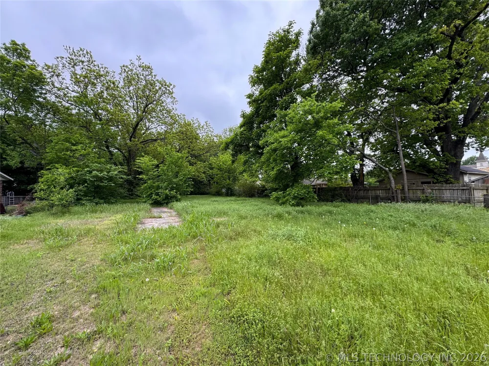 504 SE 4th Street Wagoner, OK 74467