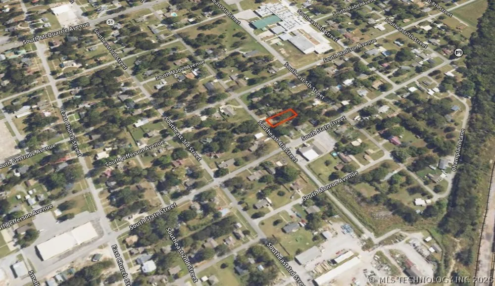 504 SE 4th Street Wagoner, OK 74467