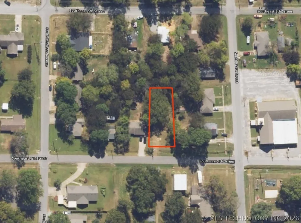 504 SE 4th Street Wagoner, OK 74467