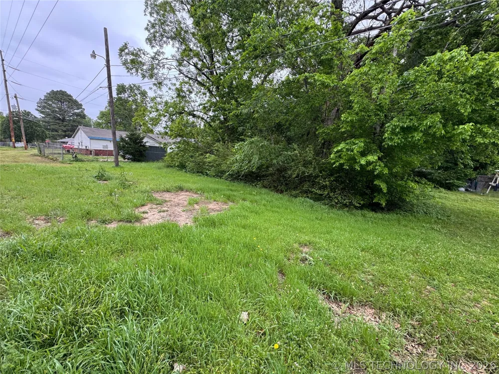 401 S Hall Avenue Wagoner, OK 74467