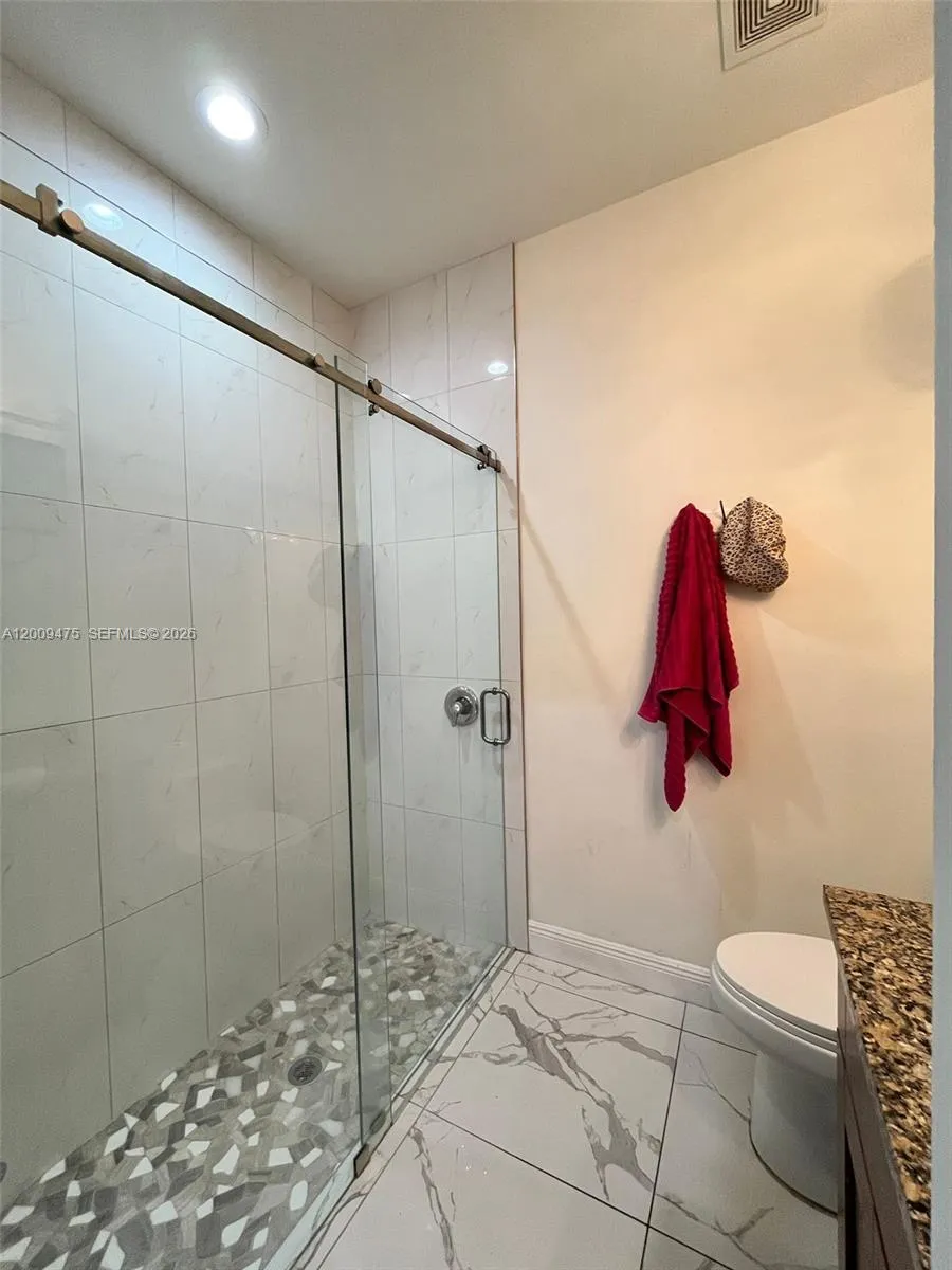 2363 NE 20 th ave Other City - In The State Of Florida, FL 34120
