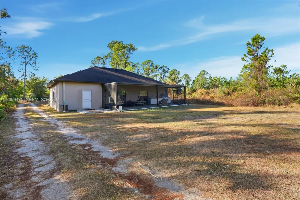 2363 NE 20 th ave Other City - In The State Of Florida, FL 34120