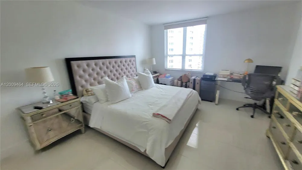 701 Brickell Key Blvd #2306 Miami, FL 33131