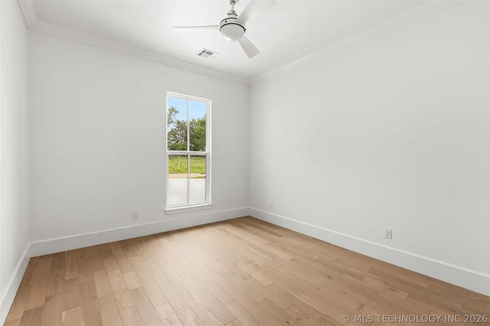 12216 Reflection Pointe Drive Kingston, OK 73439