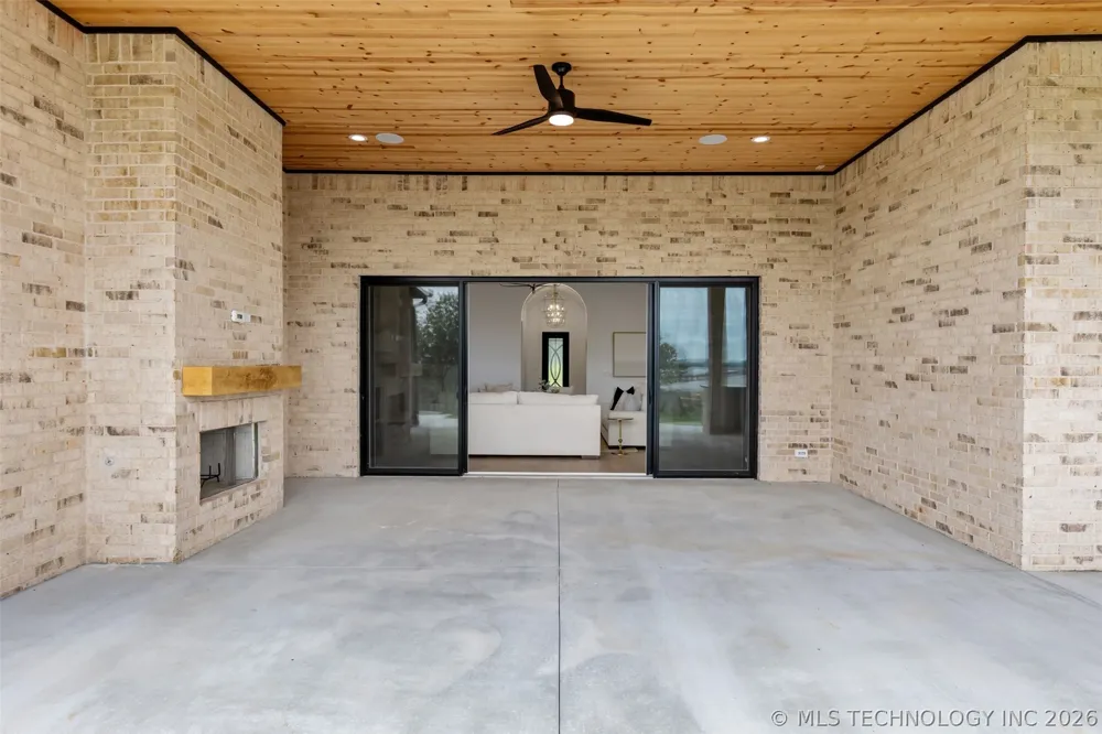 12216 Reflection Pointe Drive Kingston, OK 73439