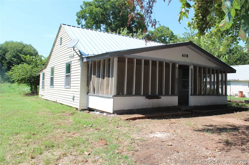 608 Lincoln Street Ryan, OK 73565