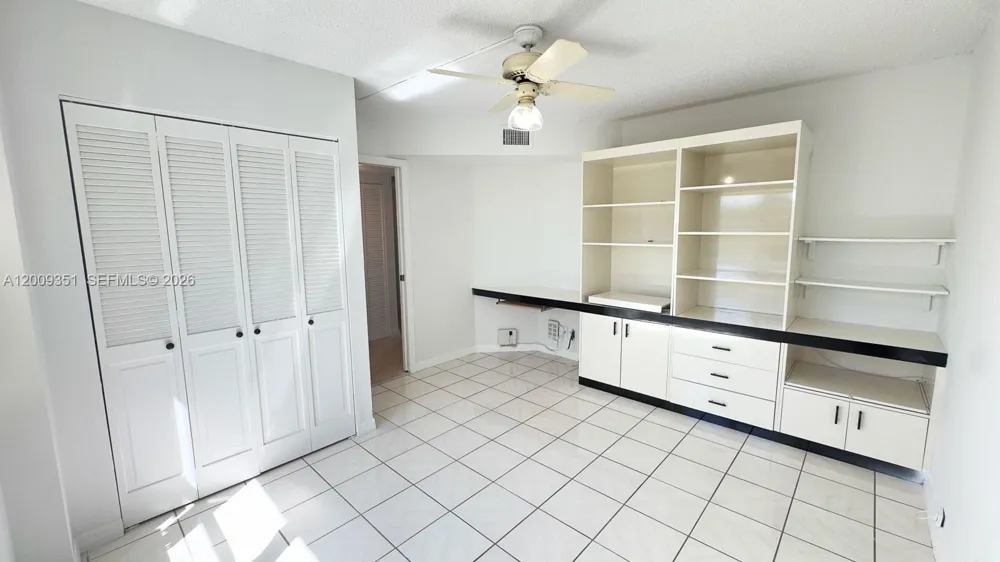 3597 Birdie Dr #308 Green Acres, FL 33460