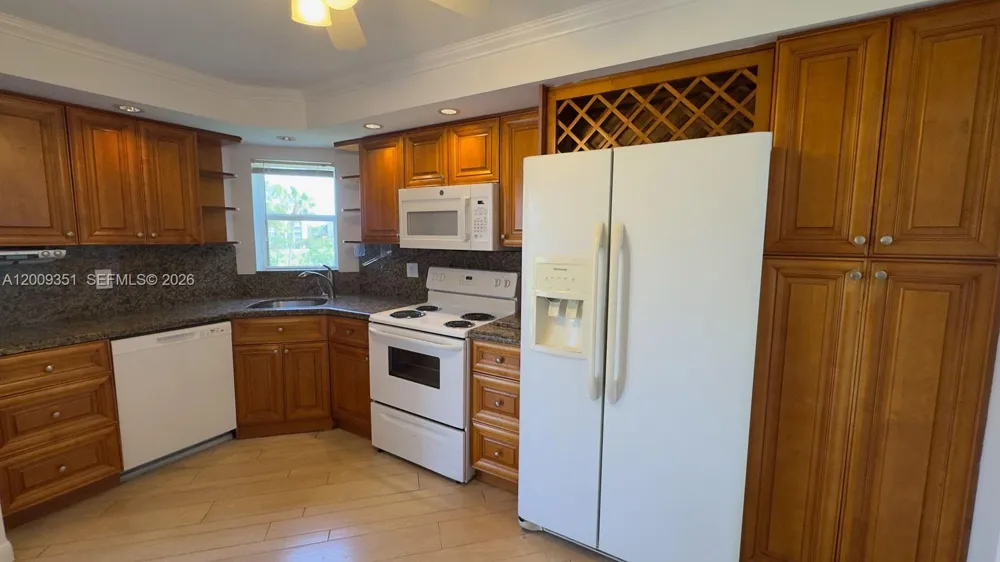 3597 Birdie Dr #308 Green Acres, FL 33460