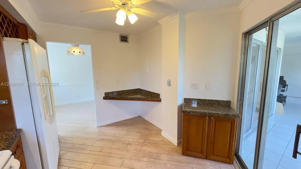 3597 Birdie Dr #308 Green Acres, FL 33460