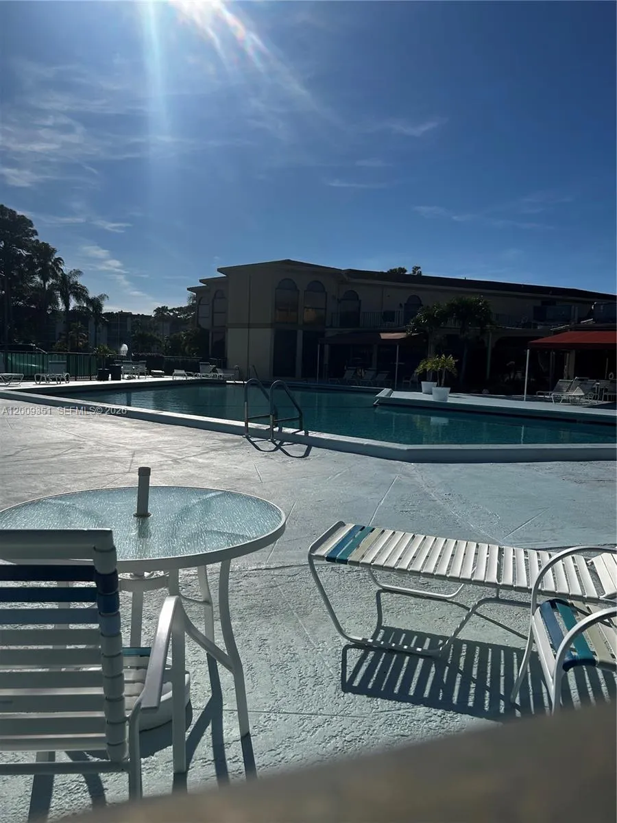 3597 Birdie Dr #308 Green Acres, FL 33460