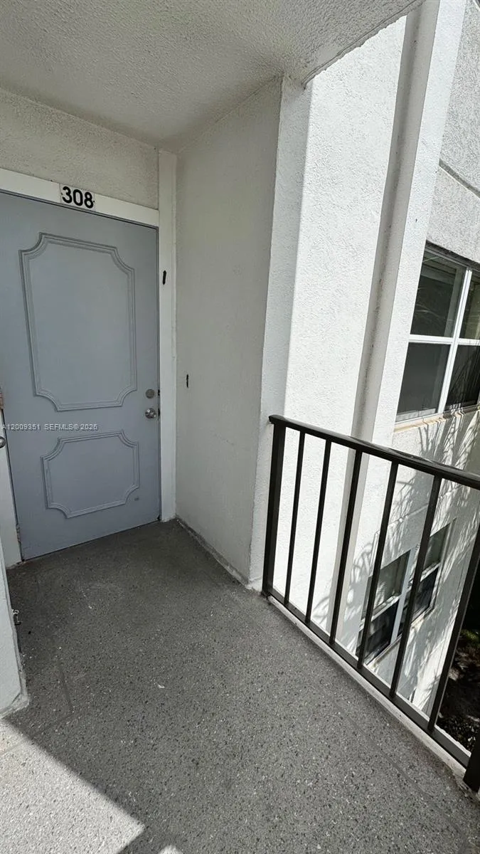 3597 Birdie Dr #308 Green Acres, FL 33460