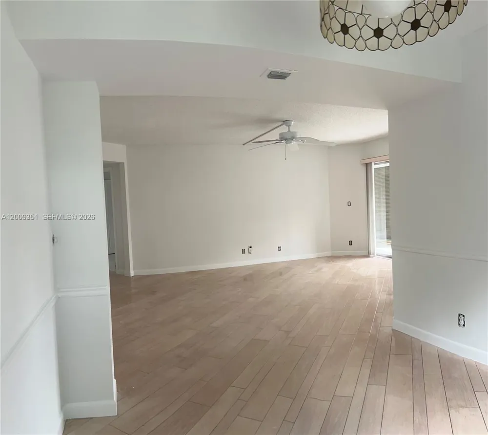 3597 Birdie Dr #308 Green Acres, FL 33460