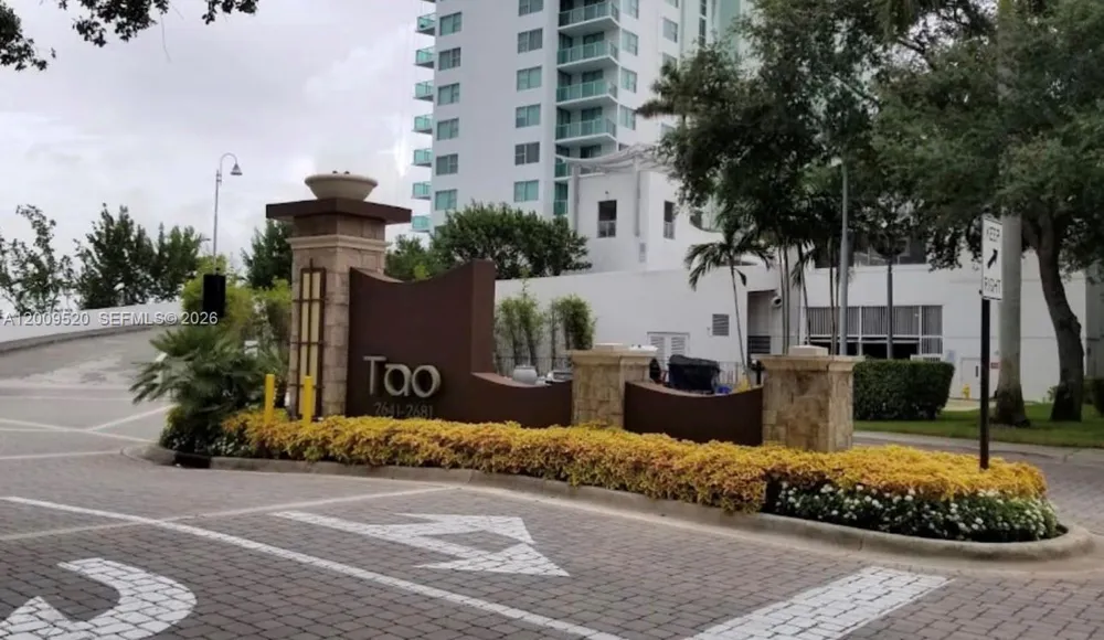 2641 Flamingo Rd #1202N Sunrise, FL 33323