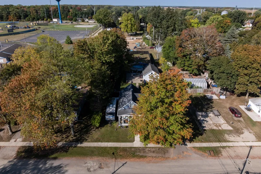 308 S 3rd Street Shepherd Village, MI 48883