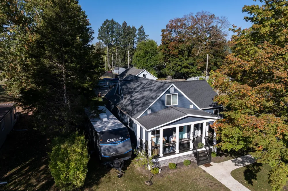 308 S 3rd Street Shepherd Village, MI 48883