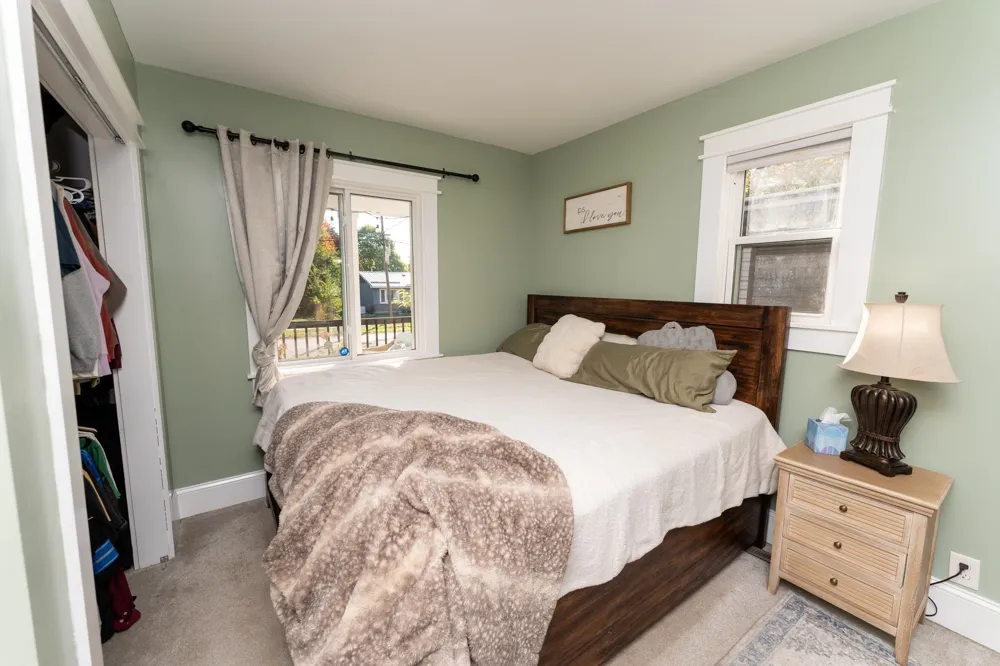 308 S 3rd Street Shepherd Village, MI 48883