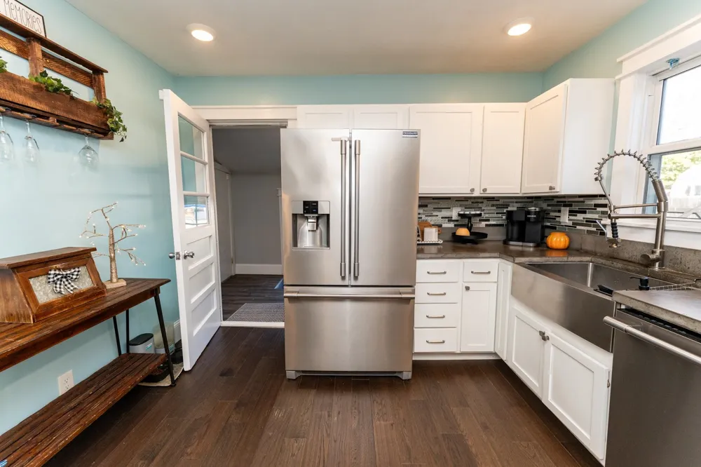 308 S 3rd Street Shepherd Village, MI 48883