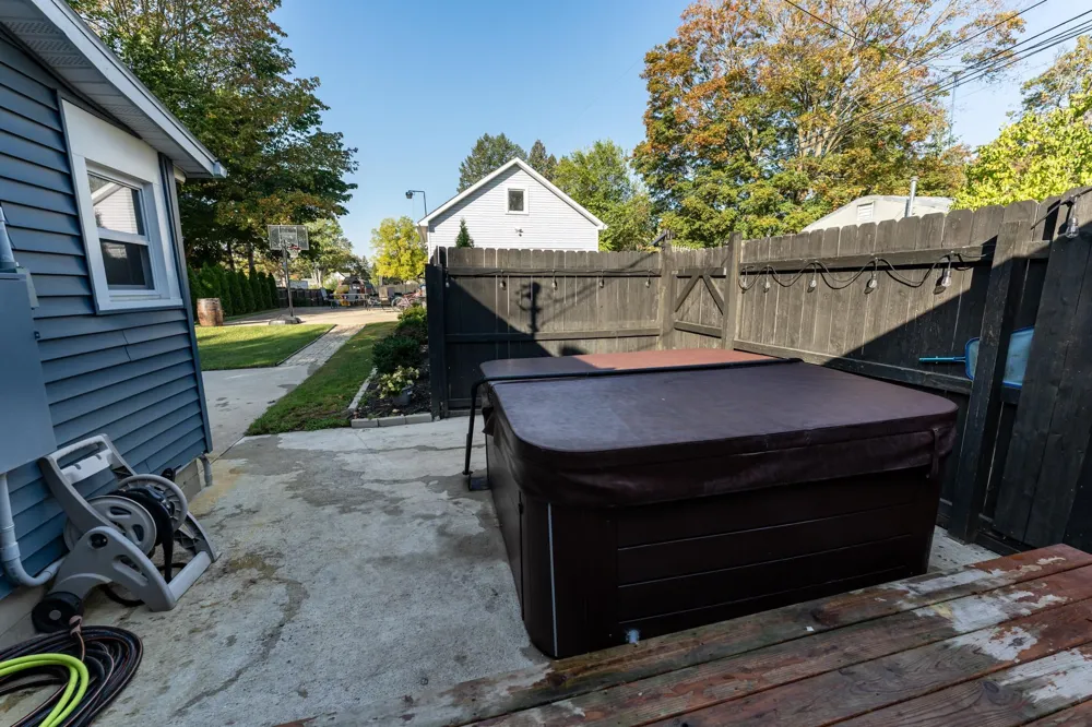 308 S 3rd Street Shepherd Village, MI 48883