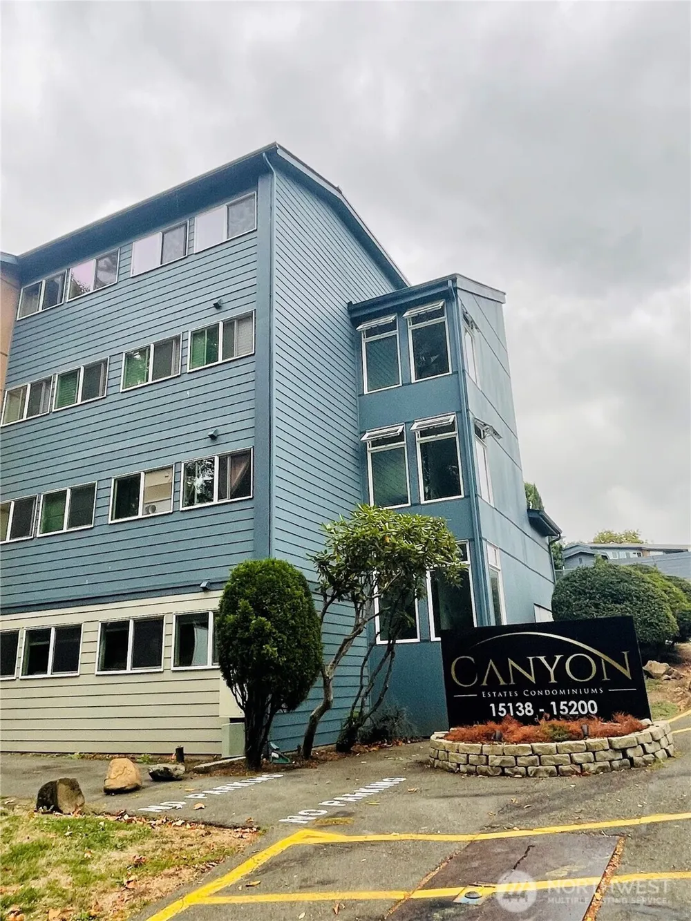 15154 65th Avenue S #911 Tukwila, WA 98188