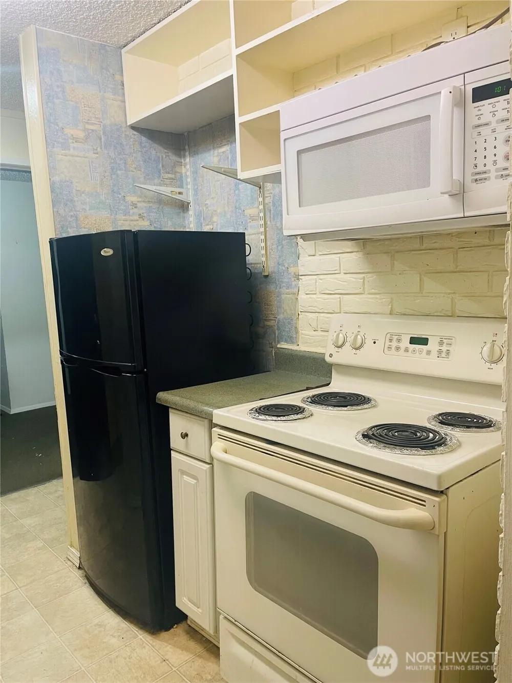 15154 65th Avenue S #911 Tukwila, WA 98188