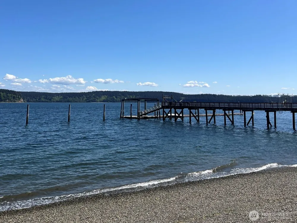 10919 Suncrest Drive Anderson Island, WA 98303