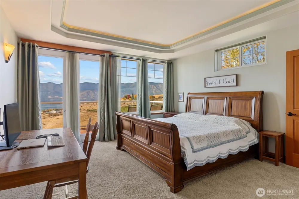 357 Lakayuse Road Manson, WA 98831
