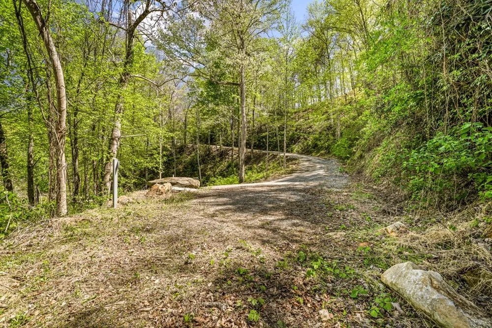 Waters Edge Bryson City, NC 28713