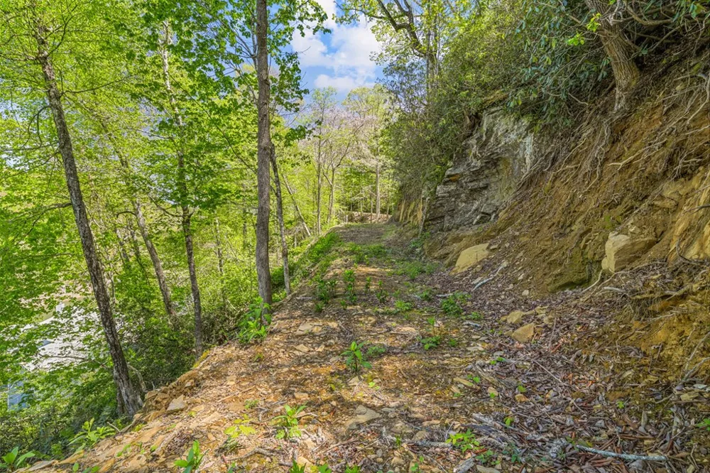Waters Edge Bryson City, NC 28713