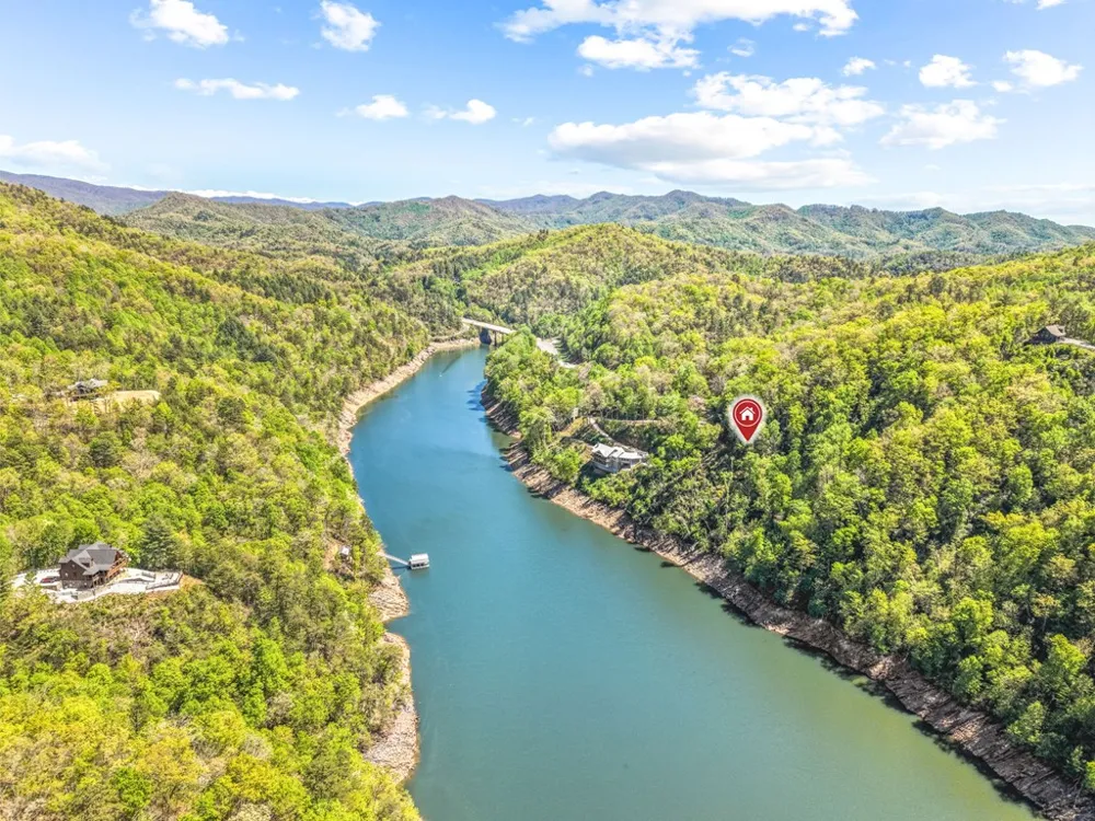 Waters Edge Bryson City, NC 28713