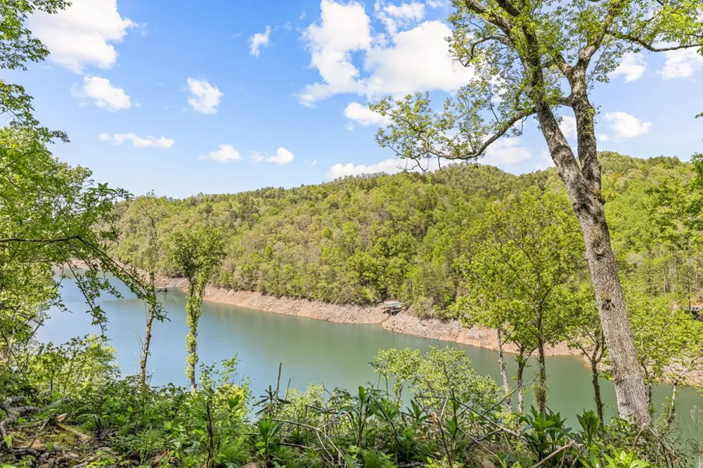 Waters Edge Bryson City, NC 28713