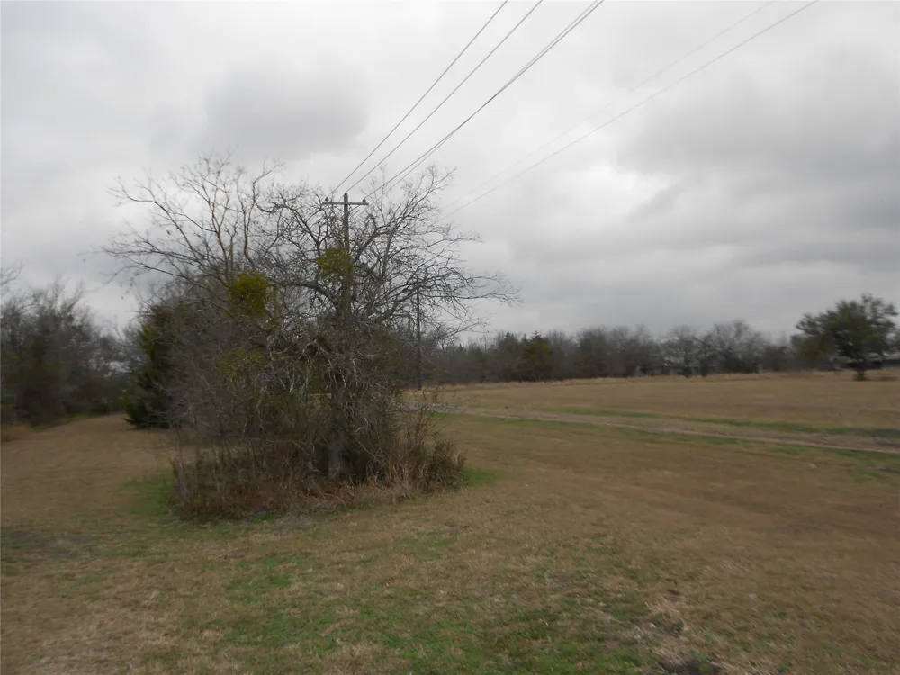 6612 Williamson Road Creedmoor, TX 78610