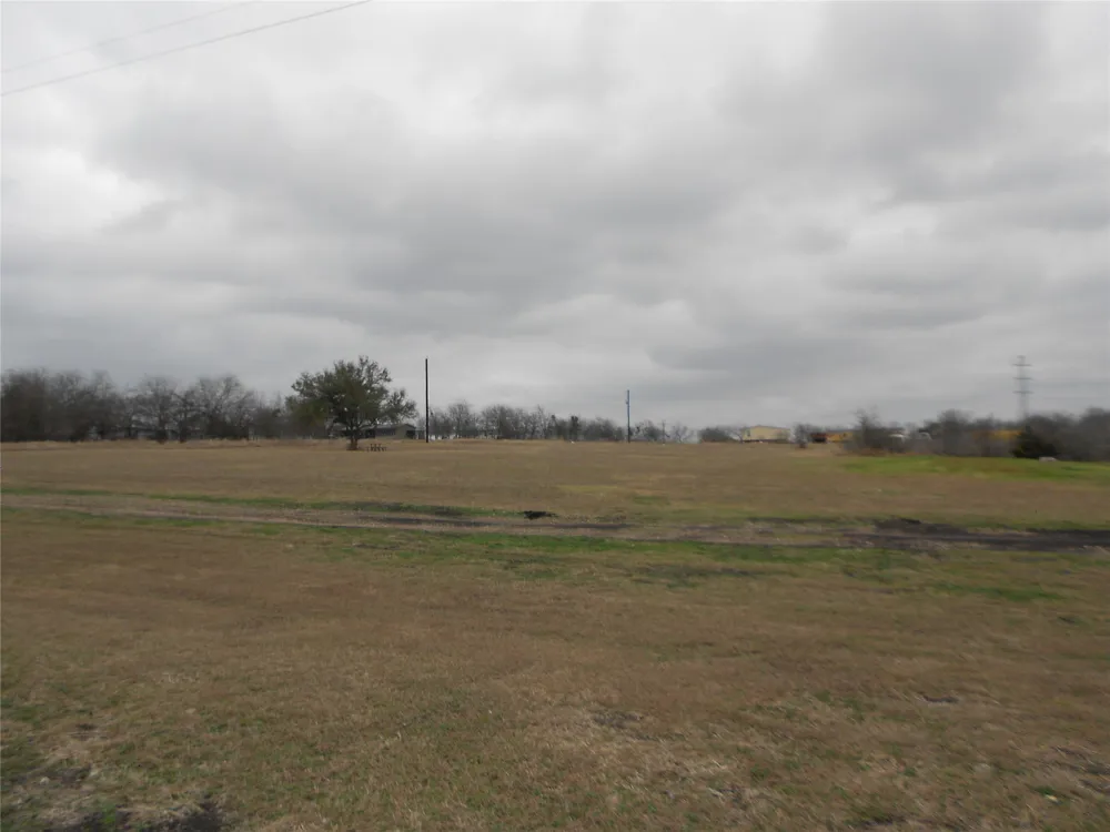 6612 Williamson Road Creedmoor, TX 78610