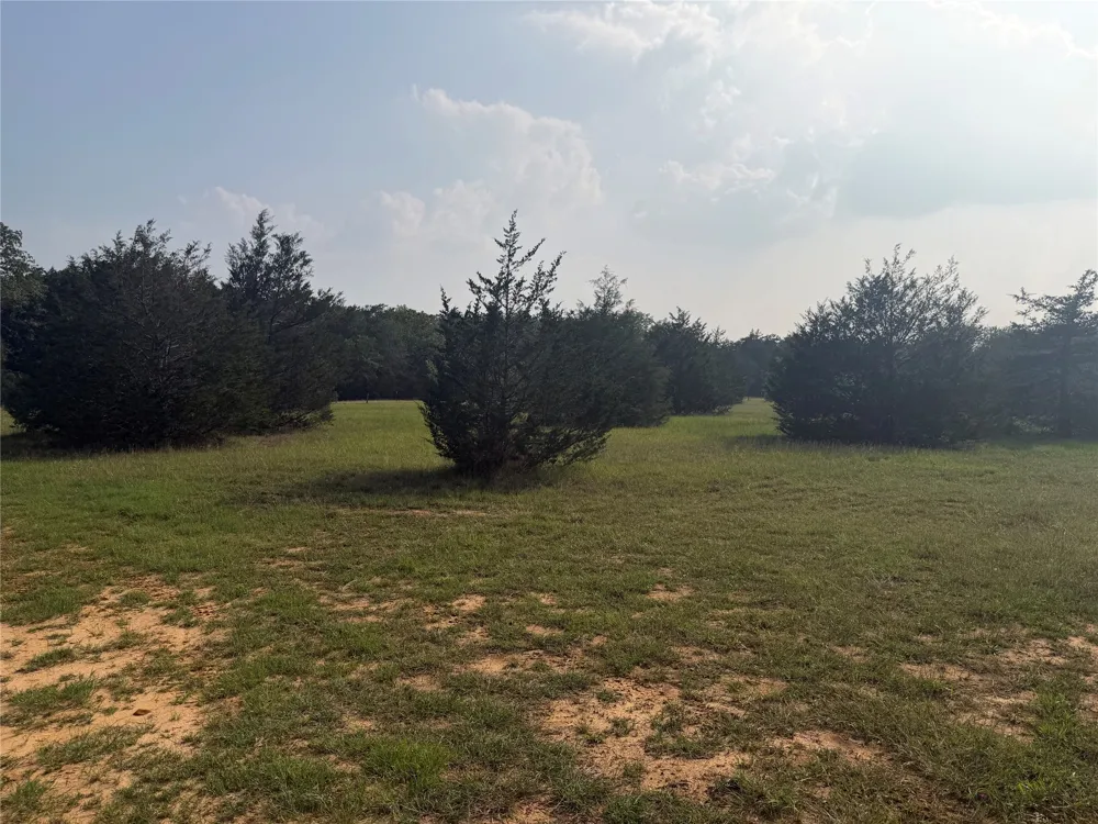 1766 Fm 2104 Paige, TX 78659