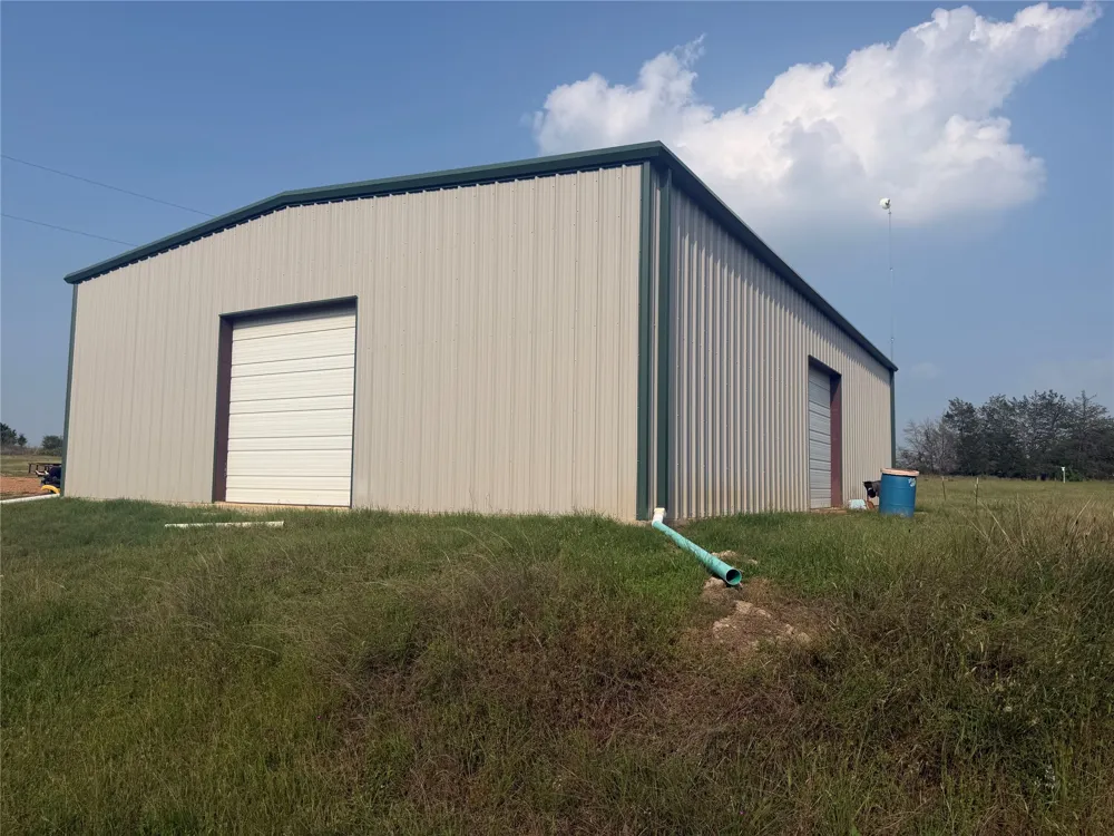 1766 Fm 2104 Paige, TX 78659