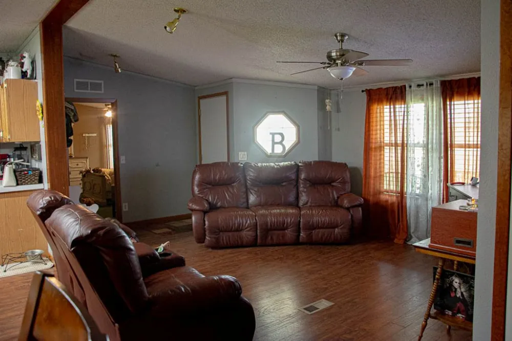 1766 Fm 2104 Paige, TX 78659