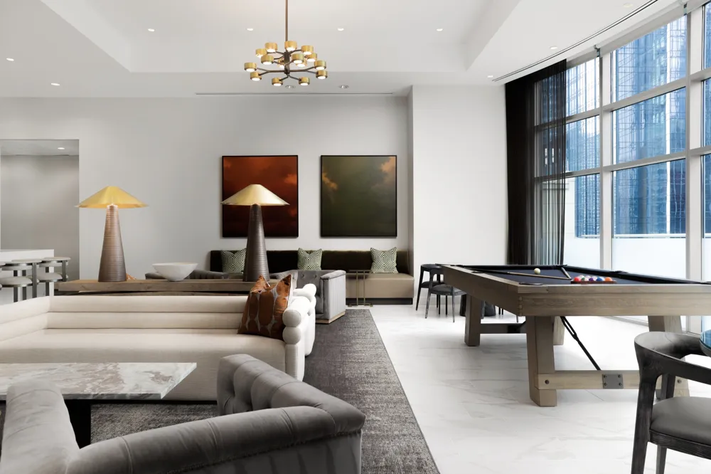 200 Congress Avenue #15E Austin, TX 78701