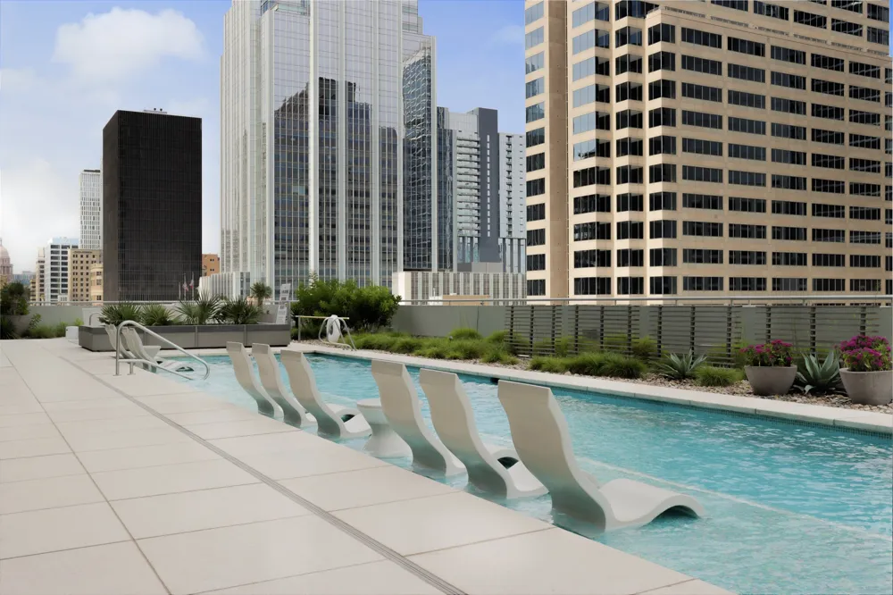 200 Congress Avenue #15E Austin, TX 78701