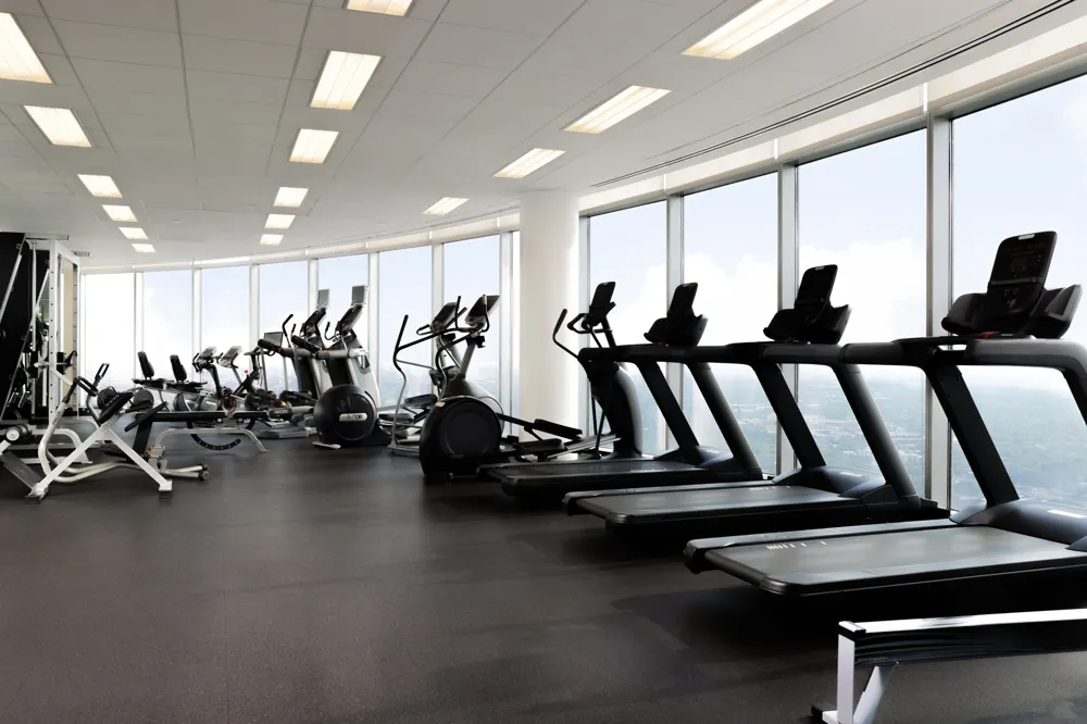 200 Congress Avenue #15E Austin, TX 78701