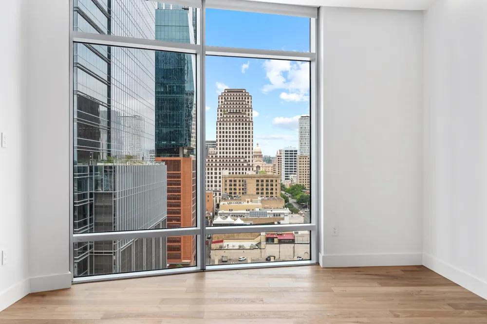 200 Congress Avenue #15E Austin, TX 78701
