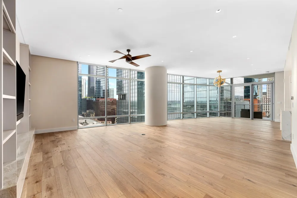 200 Congress Avenue #15E Austin, TX 78701