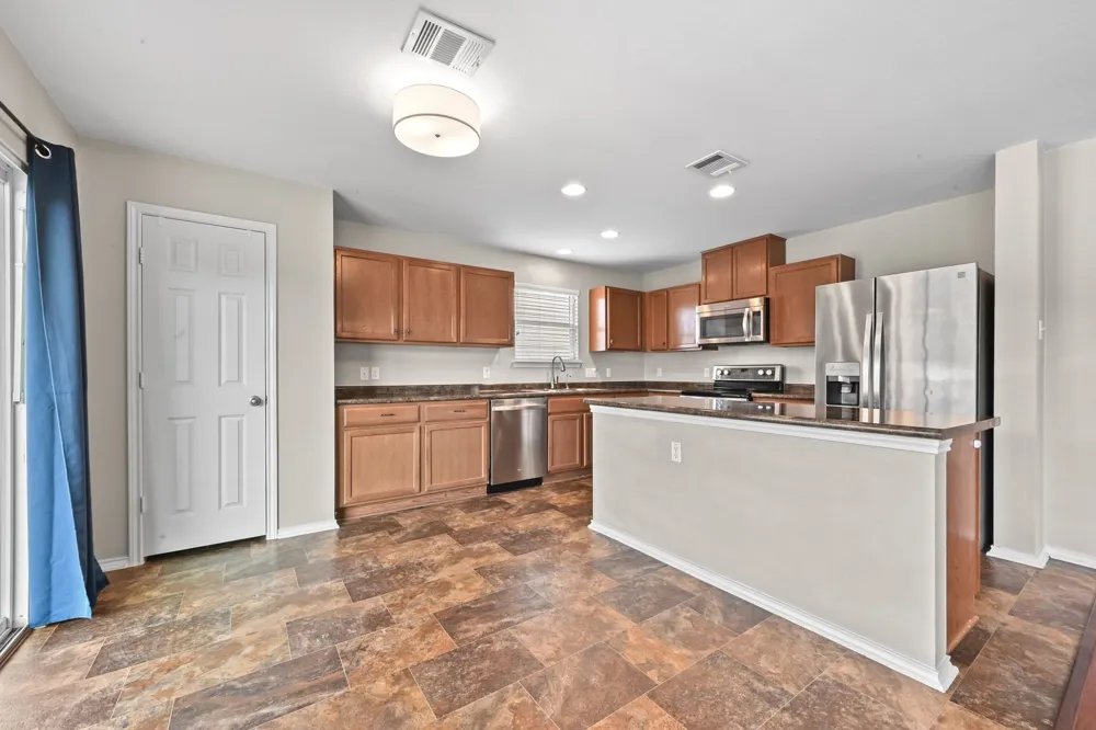 181 Cushman Drive Kyle, TX 78640
