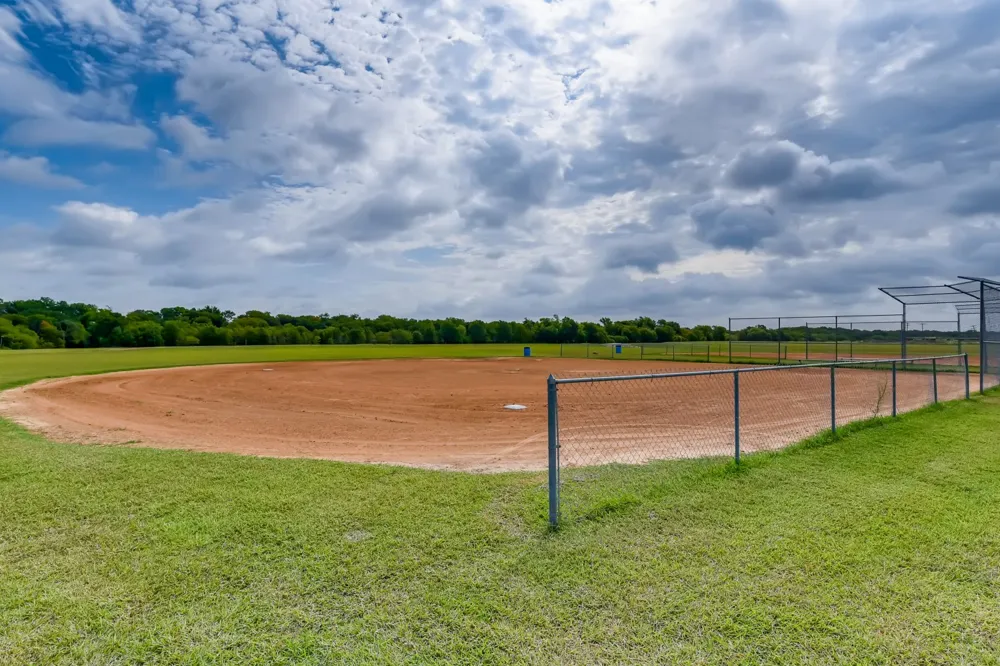 181 Cushman Drive Kyle, TX 78640