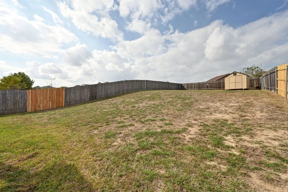 181 Cushman Drive Kyle, TX 78640